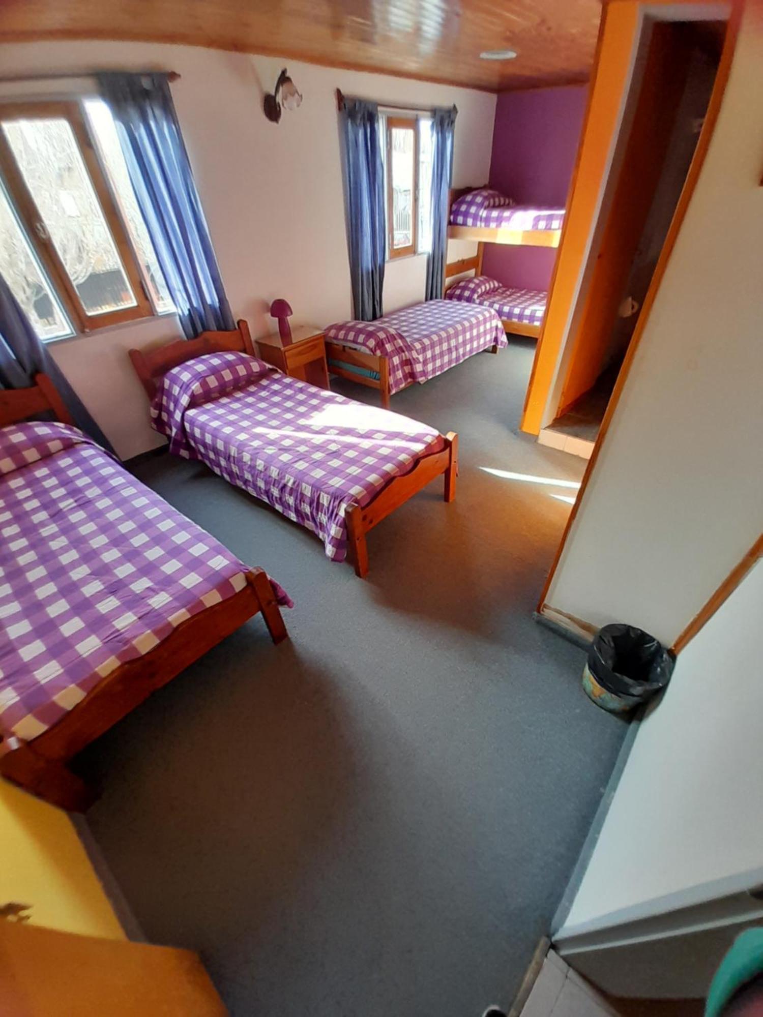 Hostel Elal El Calafate Habitación foto